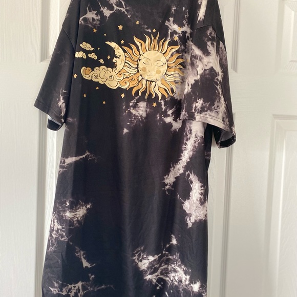 Shein T Shirt Dress - Picture 2 of 3